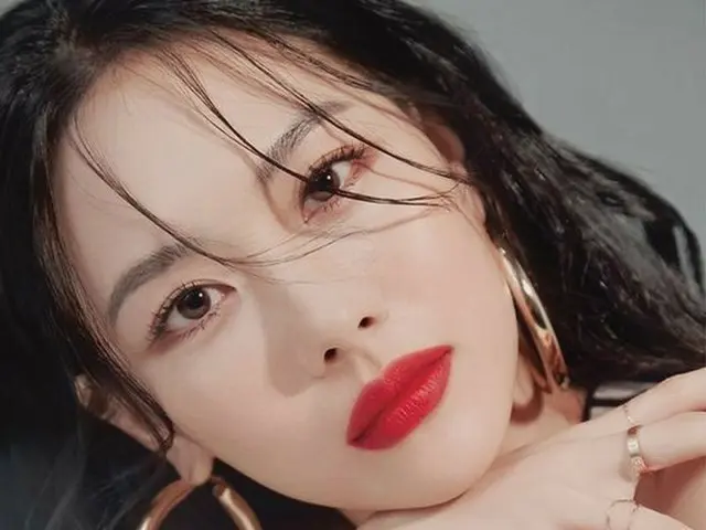 Former Miss A Fei, released pictures. NYLON.