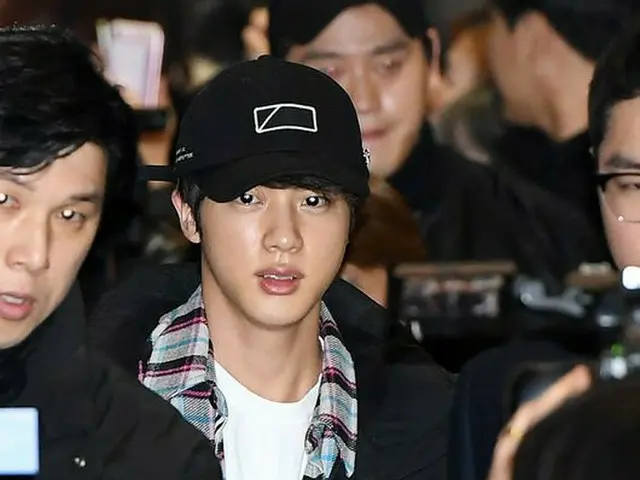BTS JIN, to Gimpo Airport to head to Japan. 21st afternoon.