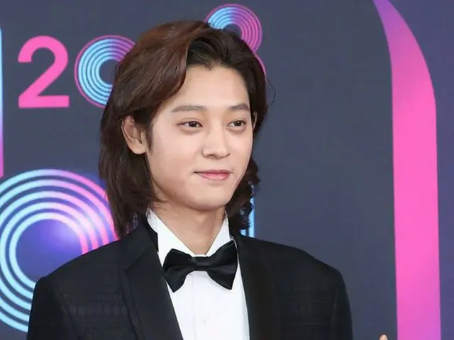 Jung JOOn Young, the official exclusive contract expired with management office 