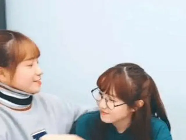 ,, IZONE Hitomi & Lily, doubtful doubt picture Part 4