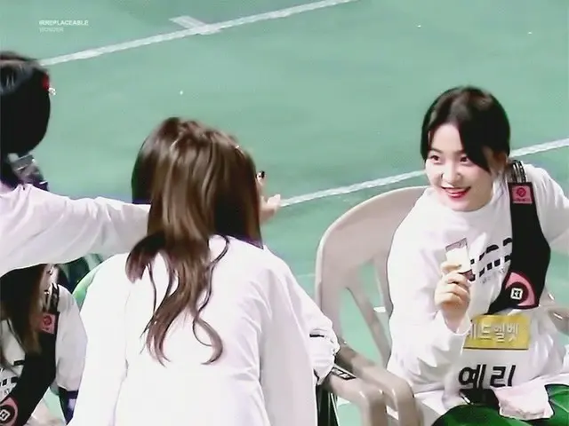 RedVelvet Yeri, tease you sisters. .