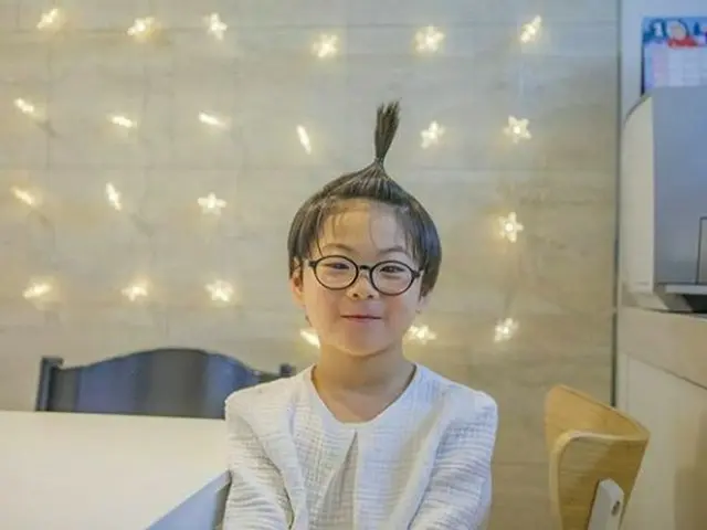 Actor Song Il Kook, photos of 3rd child.