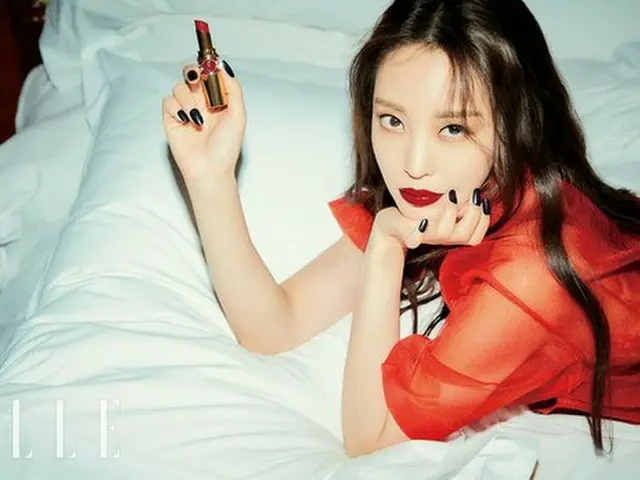 Actress Han Ye Seul, photos from ELLE.