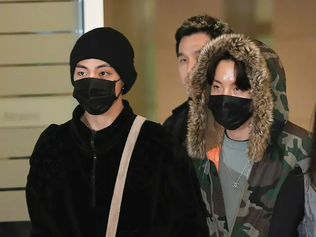 "BTS" V & J-HOPE, Arriving after finishing the Grammy Awards. Incheon Internatio