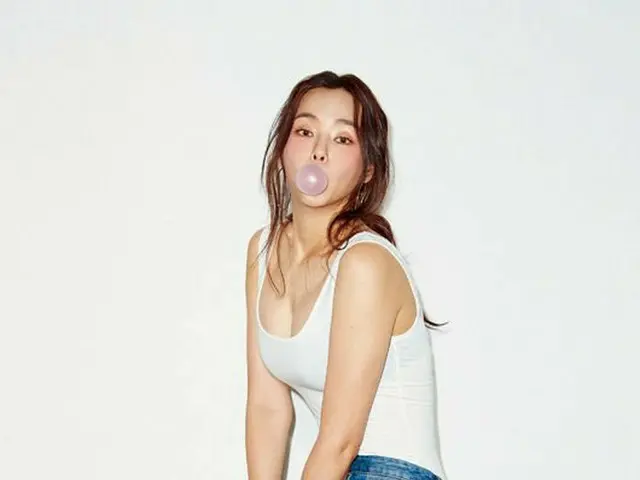 Actress Lee HANI, photos from NYLON.