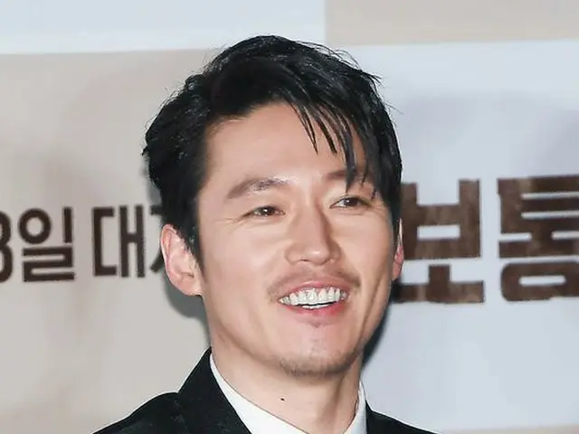 Actor Jang Hyuk attended the media preview of the movie ”ordinary people”.