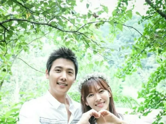 May Marriage actress Kim So Yeon, actor Lee SangWoo, to Austria. Weddingpictorial shooting.
