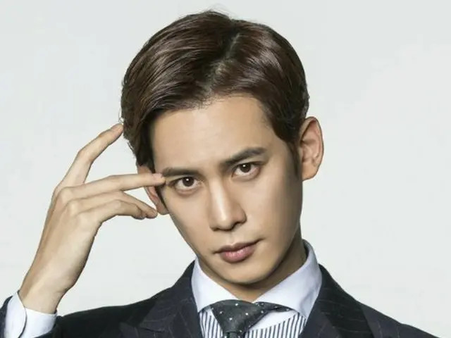 Actor Park Ki Woong, exclusive contract with Jellyfish.