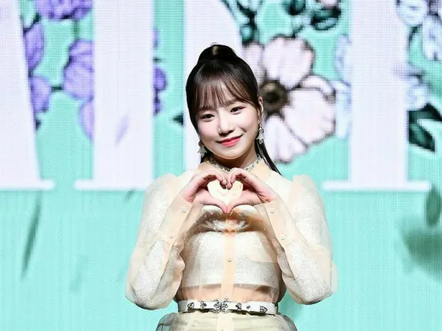 IZ*ONE Cho YURI attends the 2nd mini-album "HEART*IZ" showcase. 1st, Seoul・Blue 