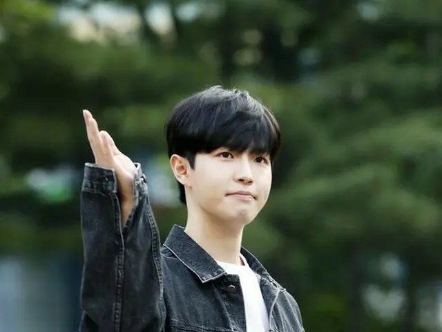 WANNA ONE former member Kim Jae-fan, "Music Bank" in arriving to work. . .  .