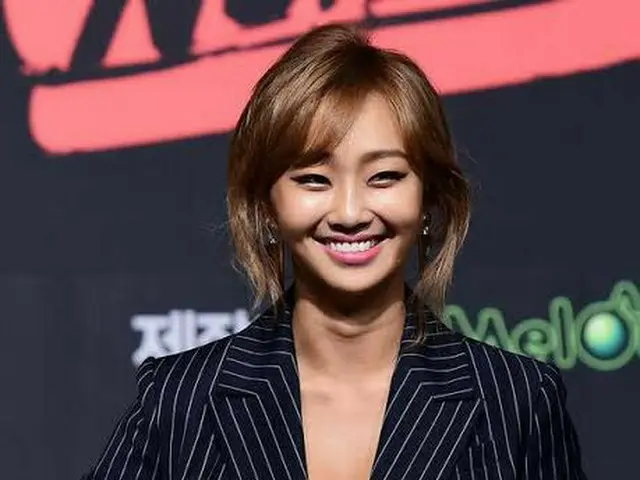 SISTAR A classmate who claims to have been bullied in school by Hyorin. Announce