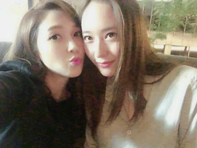 SNSD (Girls' Generation) former member Jessica and f(x) KRYSTAL sister, "Real pr