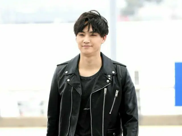 GOT7 JB departs to the US to participate in a fashion show.