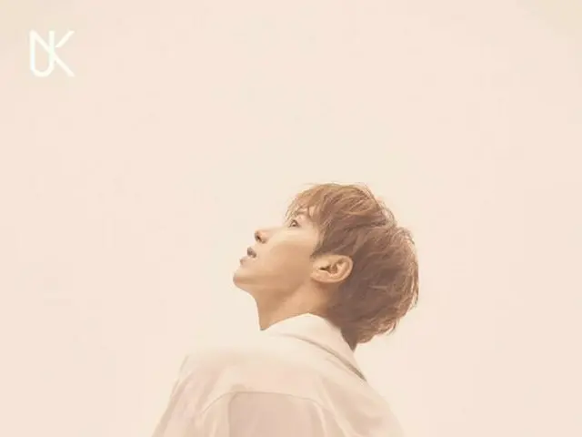 Yunho (U-KNOW TVXQ), released the first solo album record song "Change The World