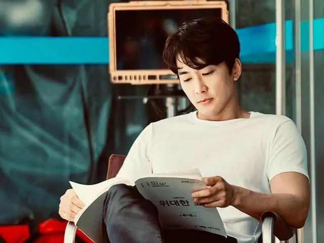 【G Official】 Actor Song Seung Heon presents ”Great Show” scene photos.