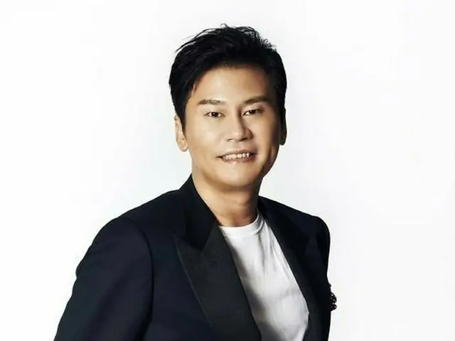 Mr. Yang Hyun Suk of YG Entertainment completely resigns.