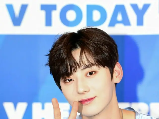 NU'EST Ming Hyun "V HEARTBEAT" autographing session. 28th, Hoa Binh Theater in H