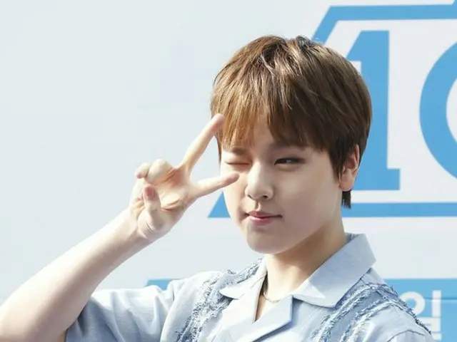 “Current 7th” Nam Doo Hyun trainee, in arriving to work. . PRODUCE X 101 Blue ca
