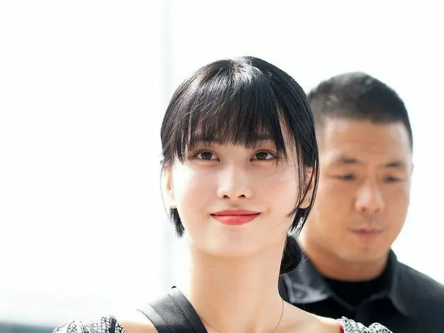 TWICE, leaving for Malaysia to hold “TWICE WORLD TOUR 2019 'TWICELIGHTS' IN KUAL