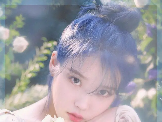 IU teaser for 5th mini album 'Love poem'.  ● Co-starring with actor Yeo Jin Goo 