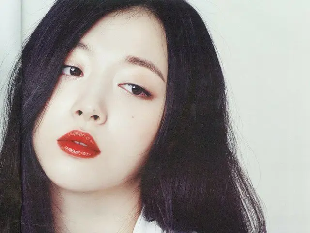 SULLI passed away. She was 25 years old. .  ● Her manager discovered her dead in