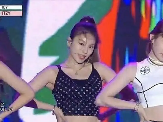 ITZY YEJI, special MC at Music Core SP “2019 A Zia Song Festival”. Do the stage.