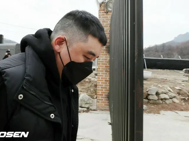 Former member of BIGBANG, VI, joined the Army Six Division Recruit Education Cor