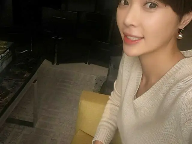 [G Official] Actress Hwang Jung Eum, 2017 today ... I ... summoning memories.   