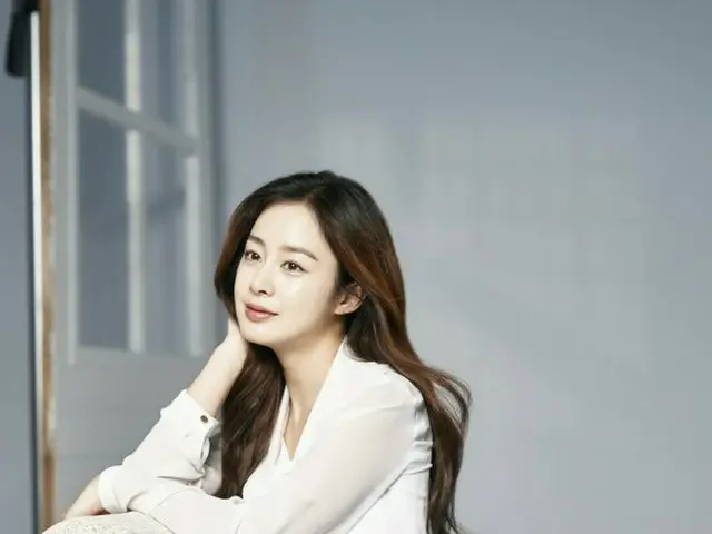 Kim Tae Hee, Behind cut of the picture shooting site released.