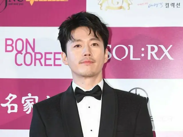Actor Jang Hyuk attended the awards ceremony ”2017 Star Award for Korean Movie”award.