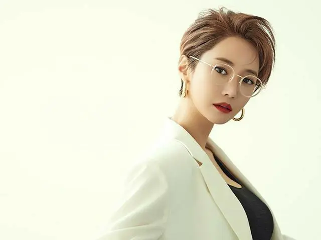 [G Official] Actress Koh Joon Hee, a woman named you who looks great in foot gla