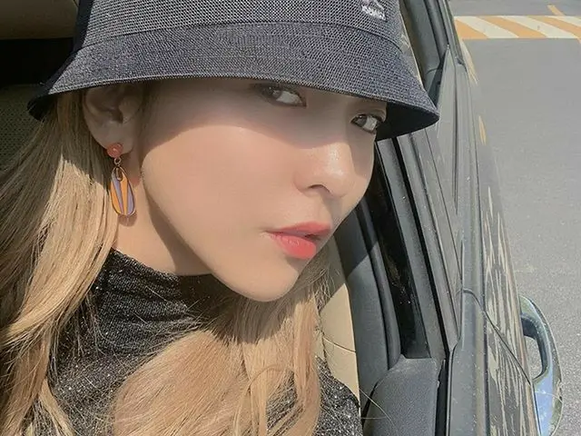 [G Official] f(x) _ former member Luna is in beauty today 💕  .   