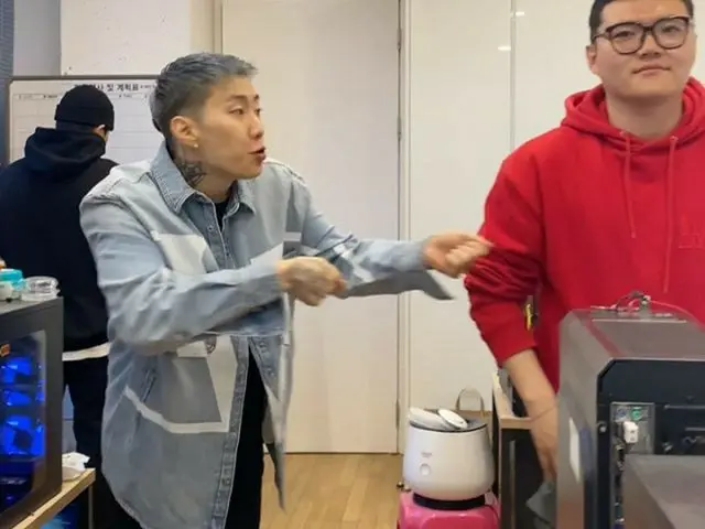 [G Official] 2PM_ former member Jay Park, #wayupchallenge aomg manager edition l