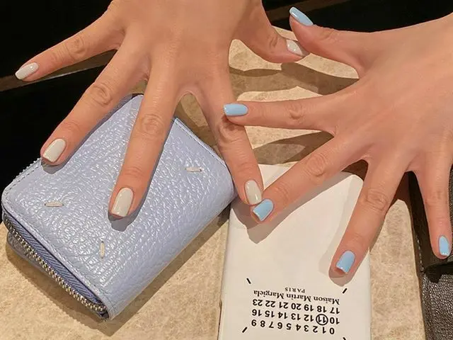 [G Official] T-ARA_HYOMIN, May 5th. And my favorite light blue and Yong Gray 💙�