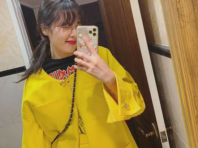 [G Official] 4Minute_ former member HyunA, New post  ..   