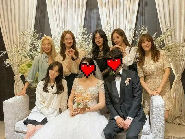 Today's black haired SNSD (Girls' Generation) Tae Yeon. ..  Tae Yeon Tae Yeon Ta