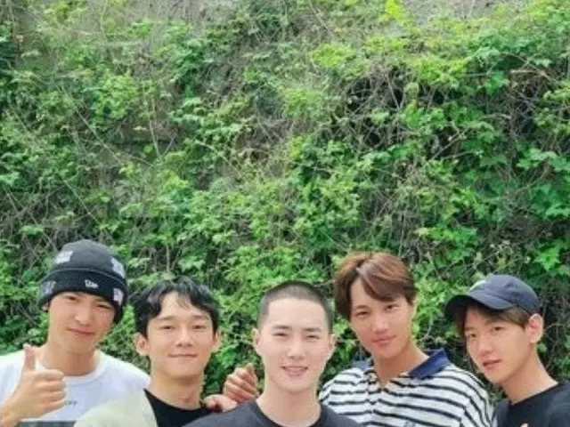 EXO Suho, who joined the army, "Beautiful outline of the head" is Hot Topic in K