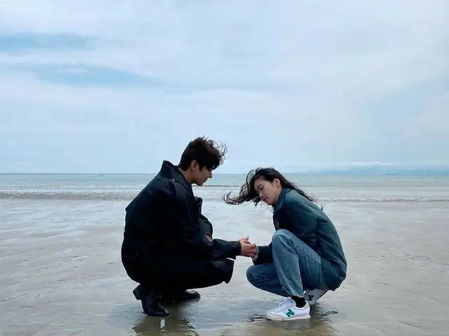 [G Official] Actor Lee Min Ho and John Taeul were holding hands.  ..   