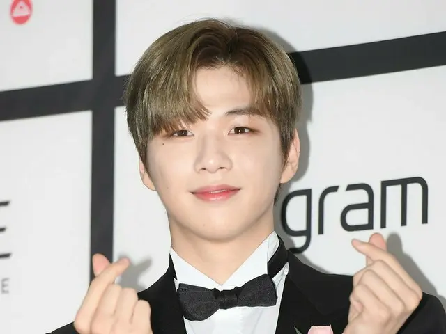 Singer Kang Daniel attends the "2020 Brand Customer Loyalty Award" photowall eve