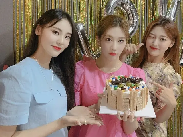 [T Official] LOONA (Loona), in June, there will be no bigger gift than love and 