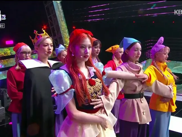 #TWICE is a "Snow White" stage that is interesting no matter how many times you 