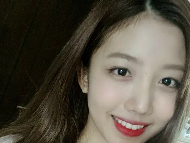 [T Official] Cherry Bullet, [#Used #YUJU] Taking Photos of Recent Flowers Enthus