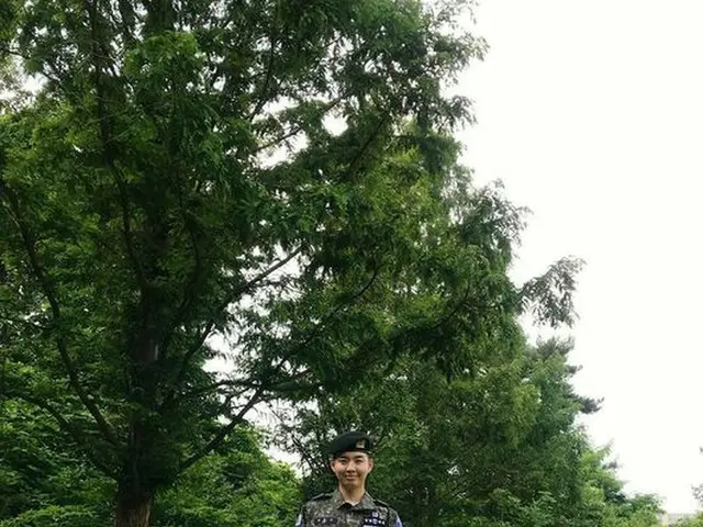 Actor Shin Joo Woo reported military discharged on the 6th on SNS.