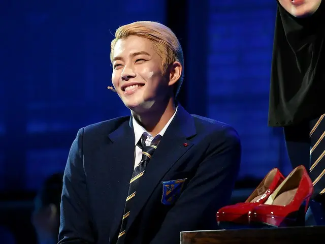 "ASTRO" MJ appearing in the press call of  musical "Jamie" 