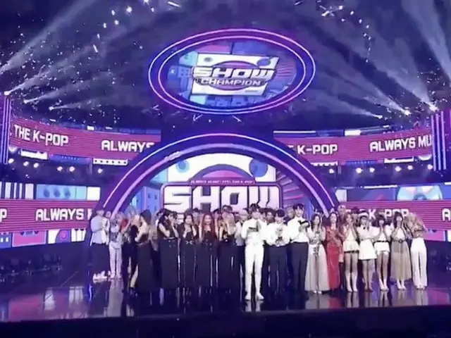 #GFRIEND, today's #1. Music Program "SHOW CHAMPION". 