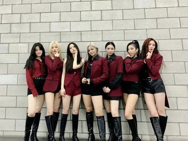 [T Official] CLC, [📸] 200908 #THE SHOW  #HELICOPTER THE SHOW Comeback stage ful