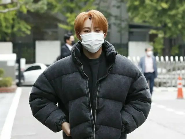 Ha Seong Woon (HOTSHOT) going to KBS to shoot "Trot National Athletic Meet". 