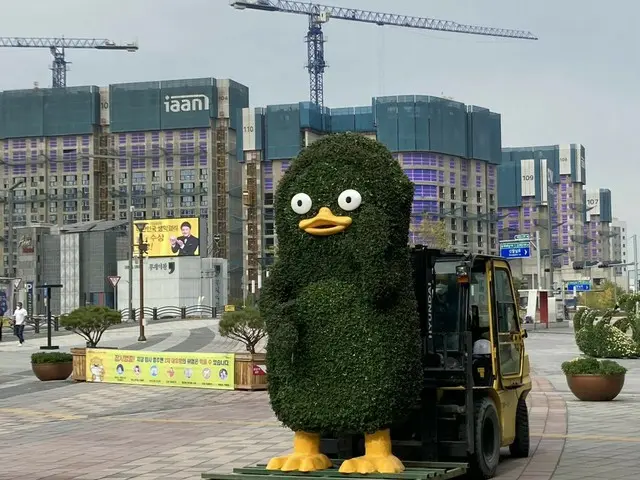 PENG SOO that appeared in front of Dongdaegu station is a little scary (trending