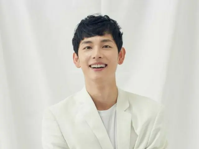 Siwan (ZE: A) celebrates his birthday on the 1st and donates 20 million won tothe Community Chest of