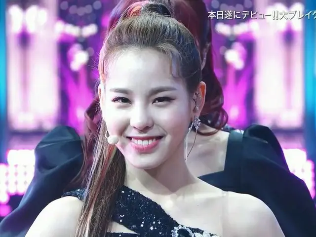 #NiziU, the Japanese stage that stood at the same time as their debut was Hot To